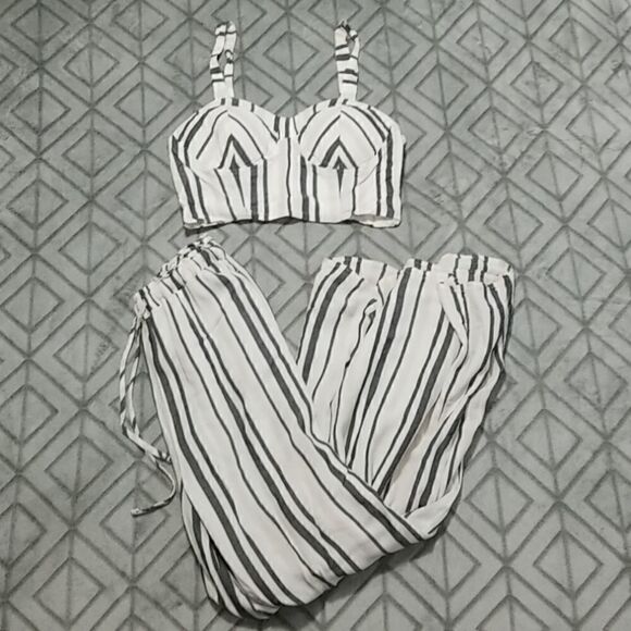 American Eagle Striped Crop Top And Pants Set - Picture 1 of 10